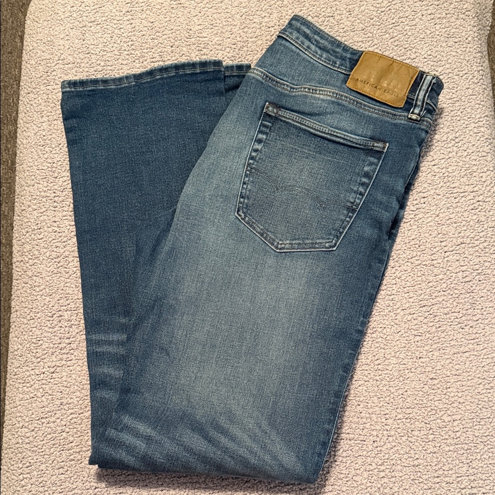 American Eagle Outfitters Light Blue Jeans